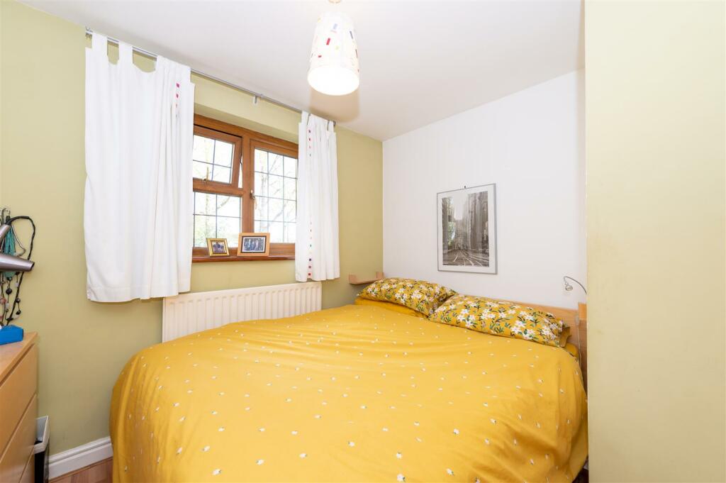 22a Franche Road internal-3.JPG