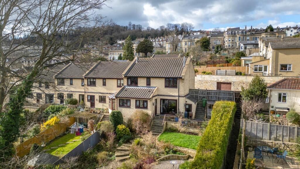 1 Middle Lane-10.jpg