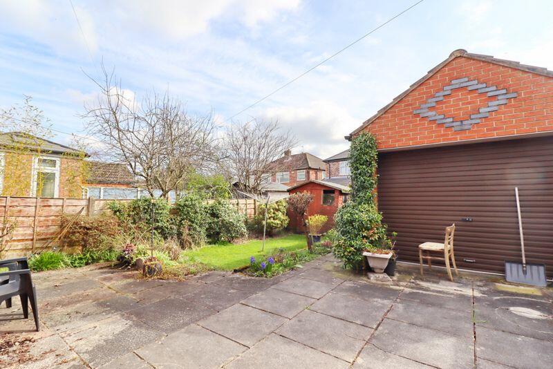 Rear Garden/Detached Garage
