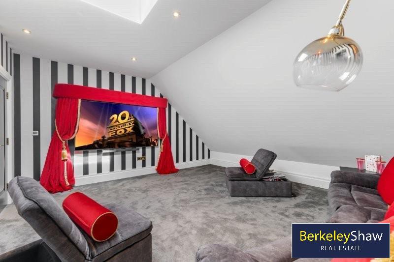 48e7d29b--4F96-860B-4B68816DF47C-41112-000005DB1EB