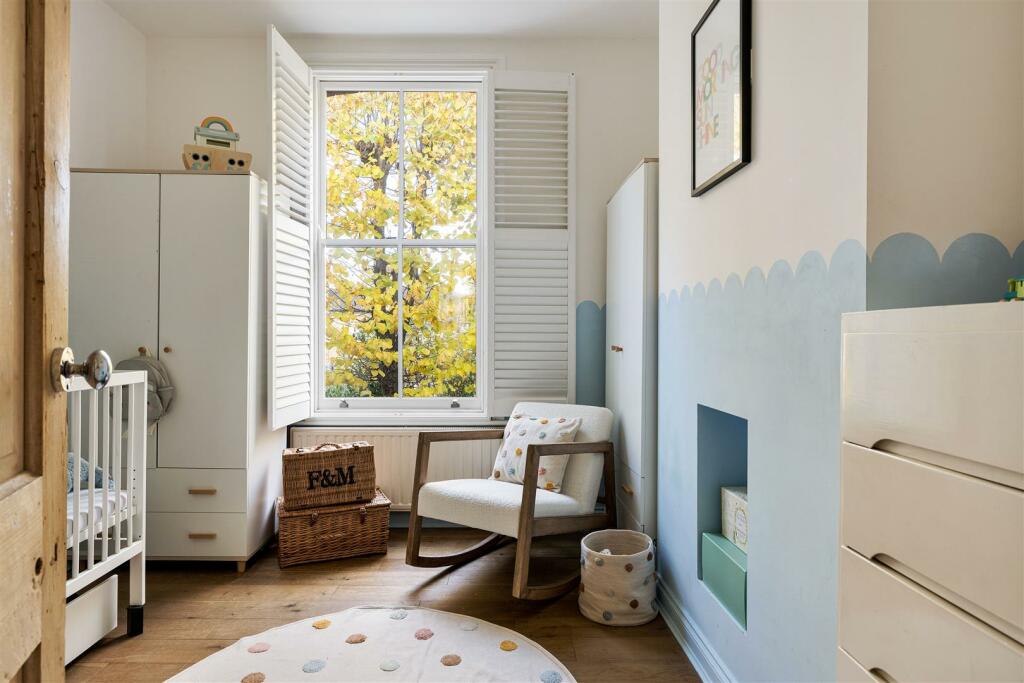 Voluntary Place E11