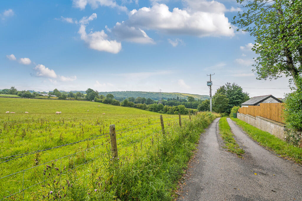 Lane approach