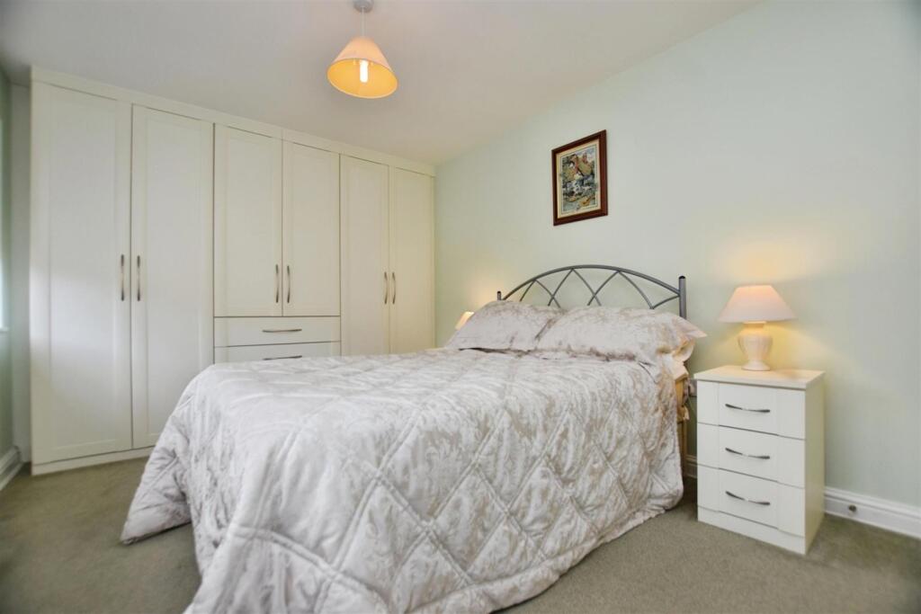Bed 1
