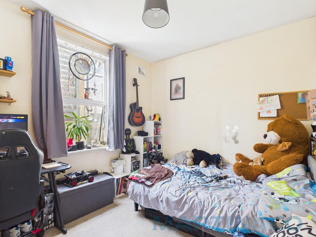 Bedroom 2 Pic 1