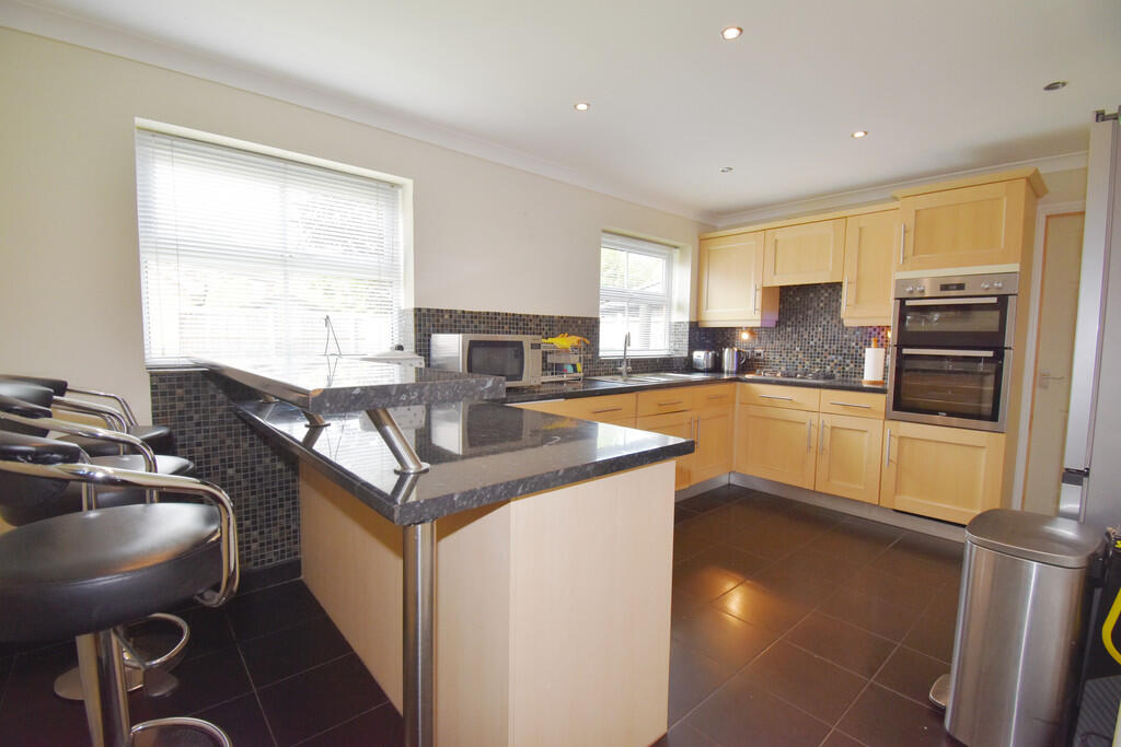 Kitchen 1
