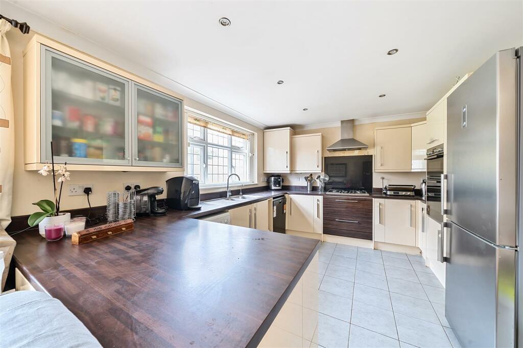 Kitchen.jpg