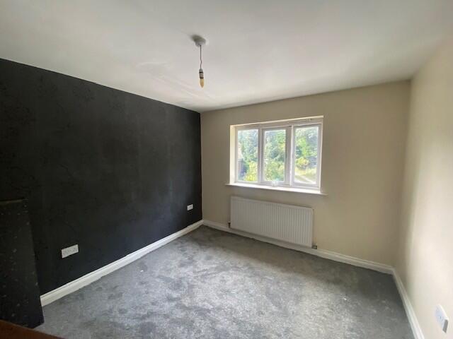 BEDROOM ONE T202509101147.jpg