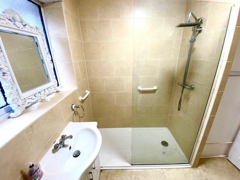 Shower Room/WC