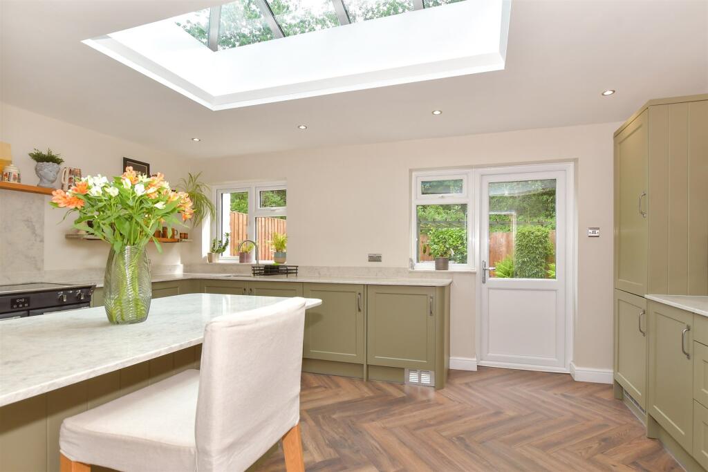 Kitchen/Breakfast Room