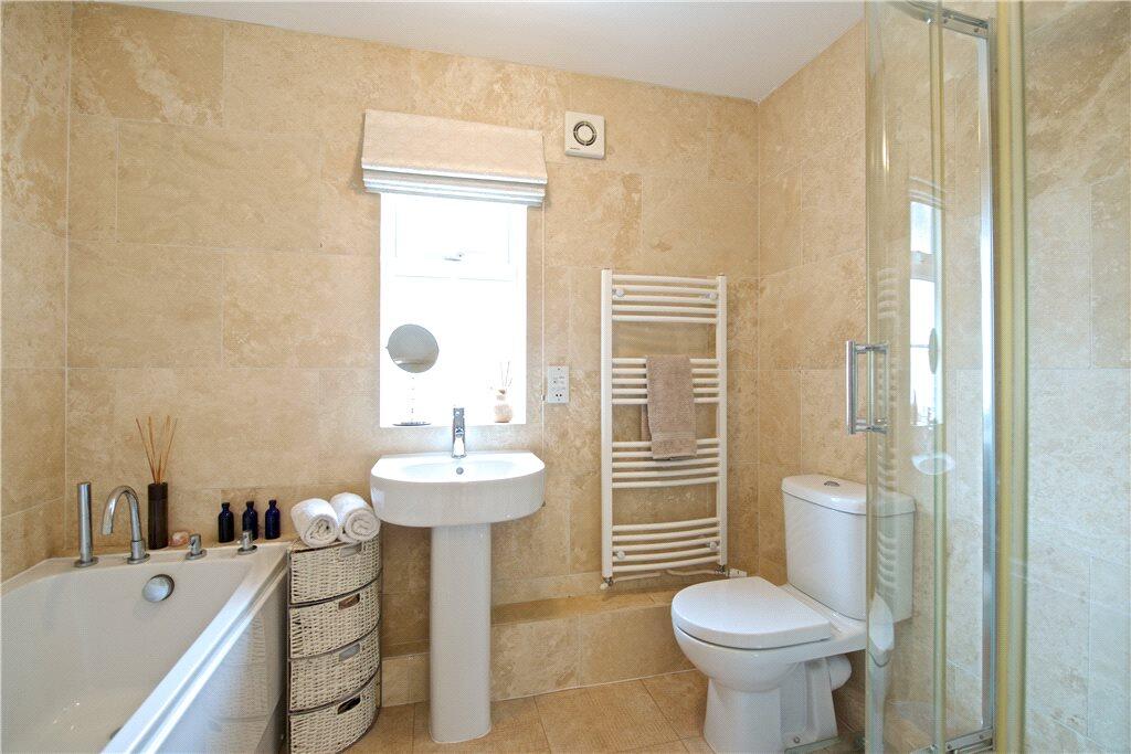 En Suite One
