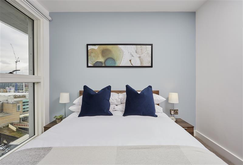 JLL Apartment 180...