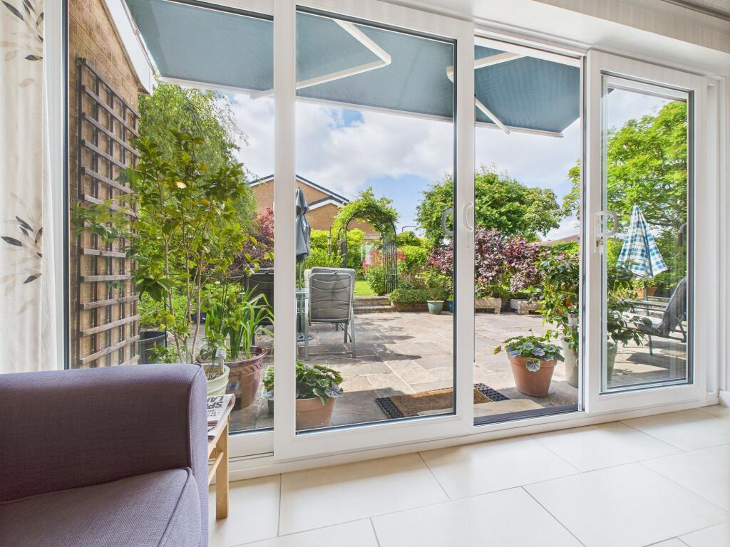 Dining Kitchen onto Rear Garden