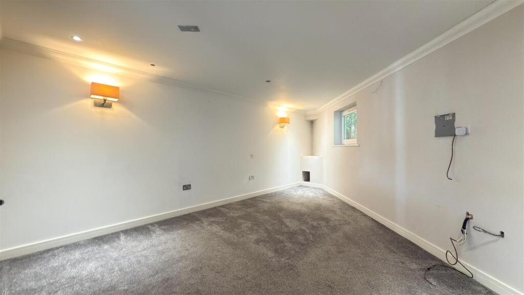Northlodge road-04.jpg