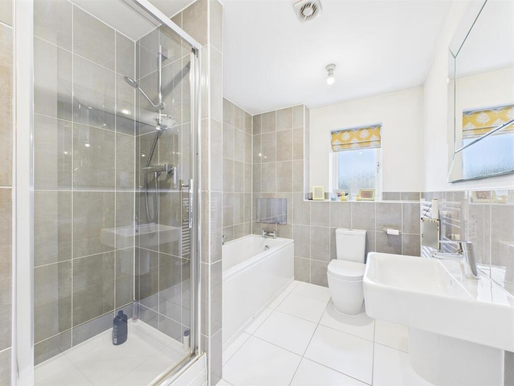 Superbly Appointed Bathroom