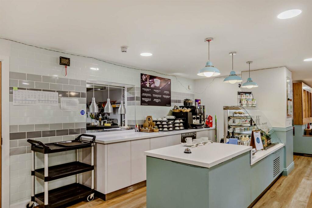 8578946-interior24-800.jpg