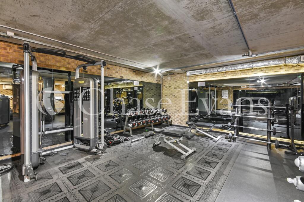 Kensington Apartment