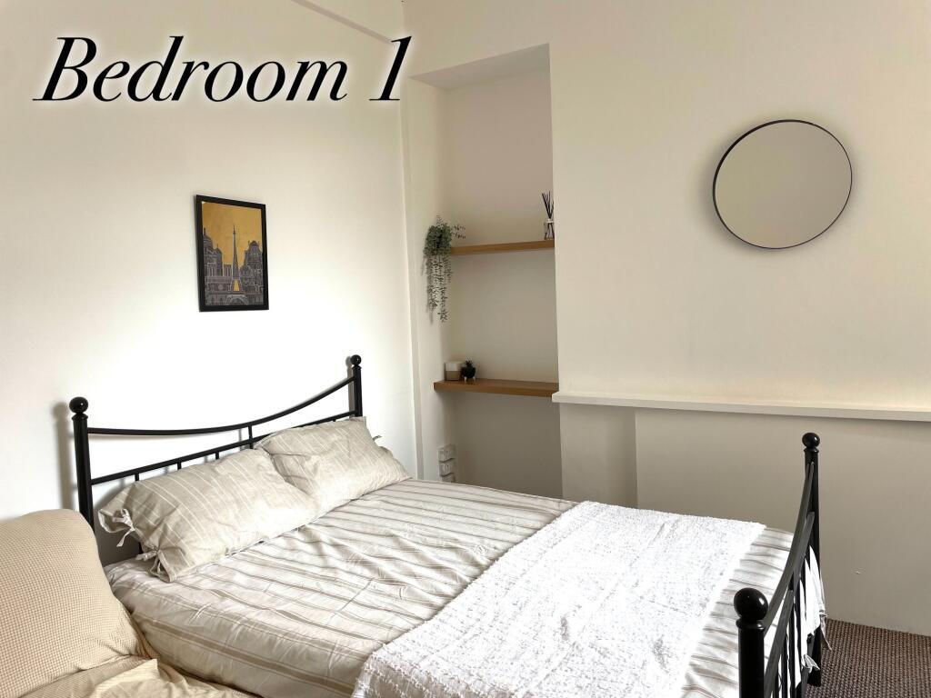 Room 1 (2)