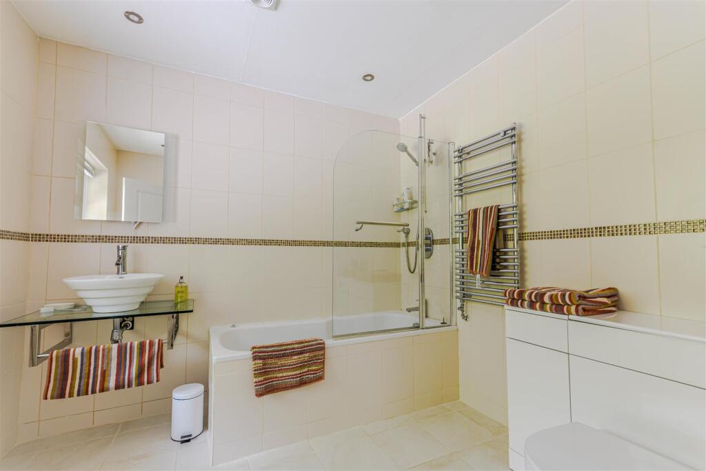 En-suite Bedroom Three