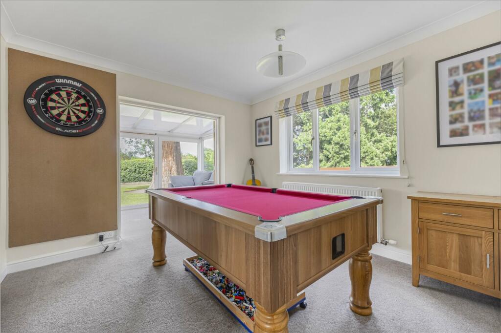 GAMES ROOM/RECEPTION ROOM