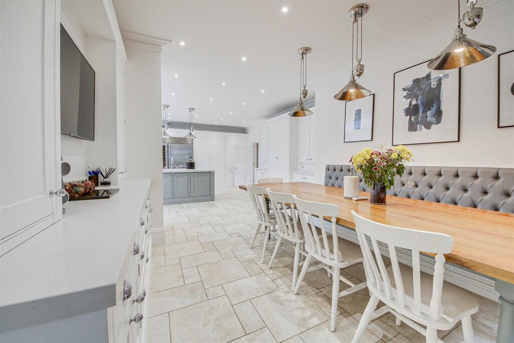 Kitchen Diner