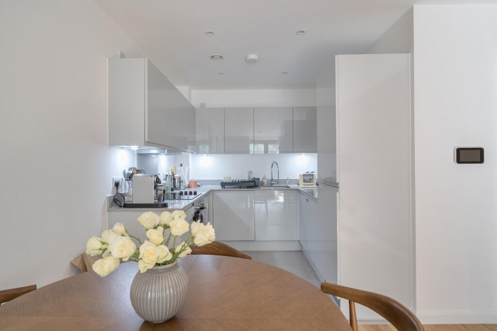 1302073-3-68432de...