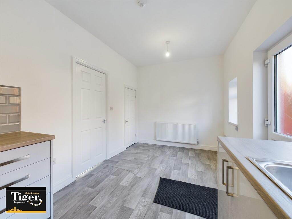 CAM03440G0-PR0027...