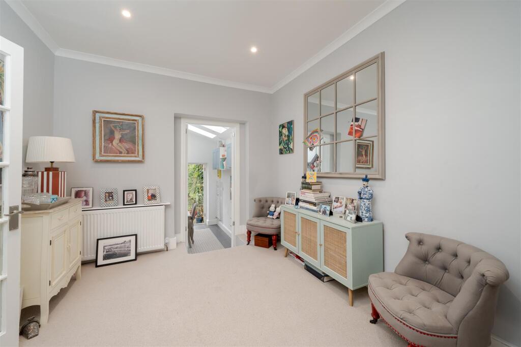 Irving Road 2 (05 of 19).jpg