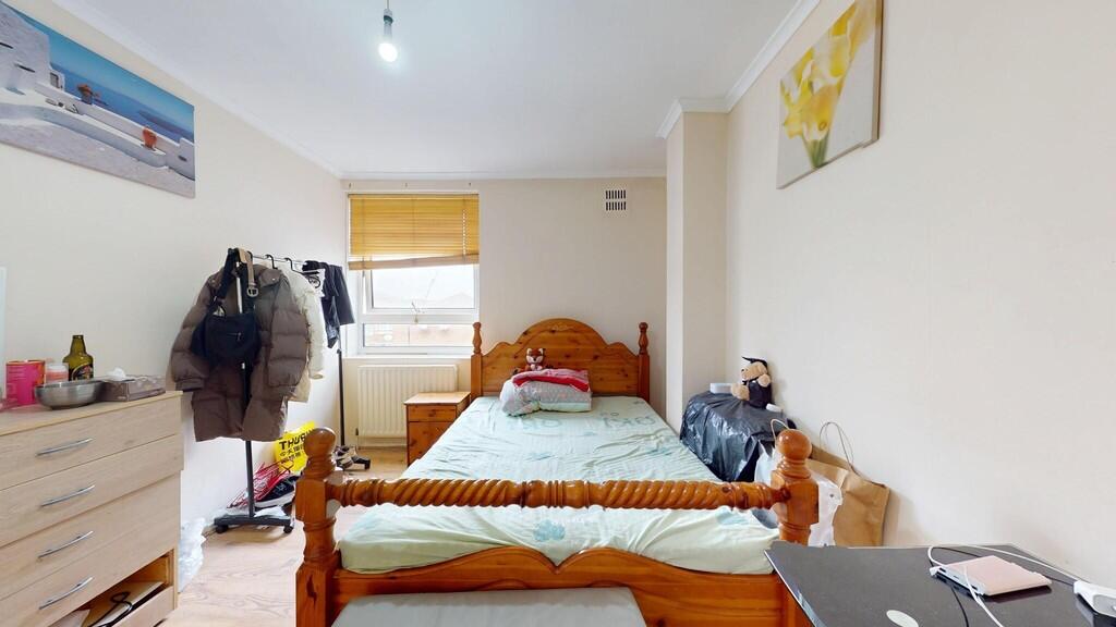 Bedroom 2b