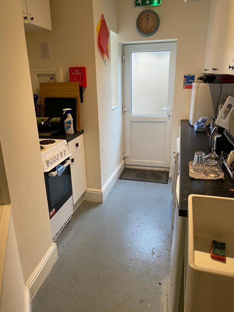 kitchen 1.jpeg
