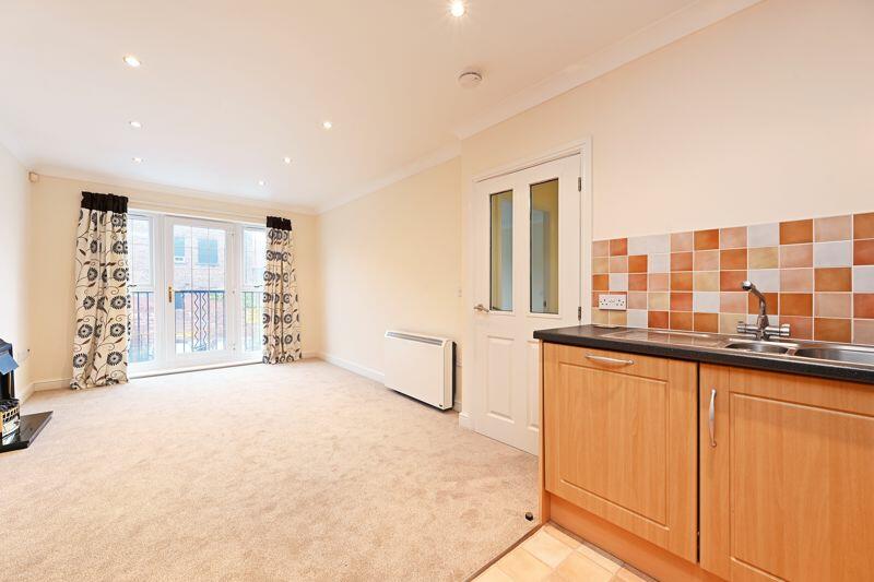 Open Plan Living/Dining Kitchen