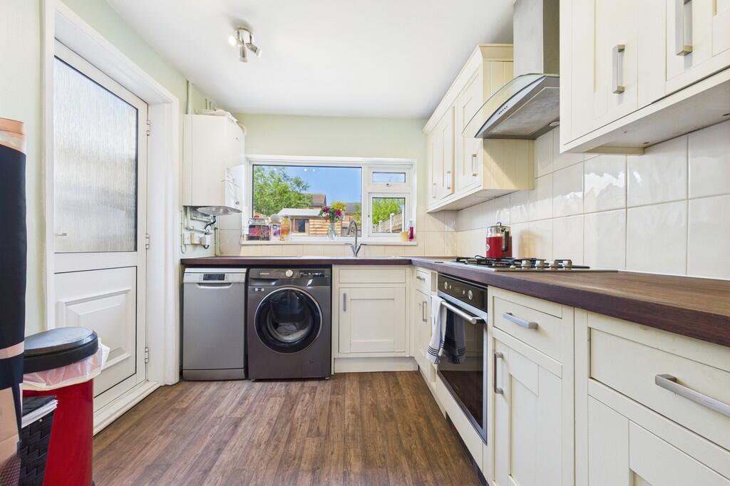 CAM01085G0-PR0576...