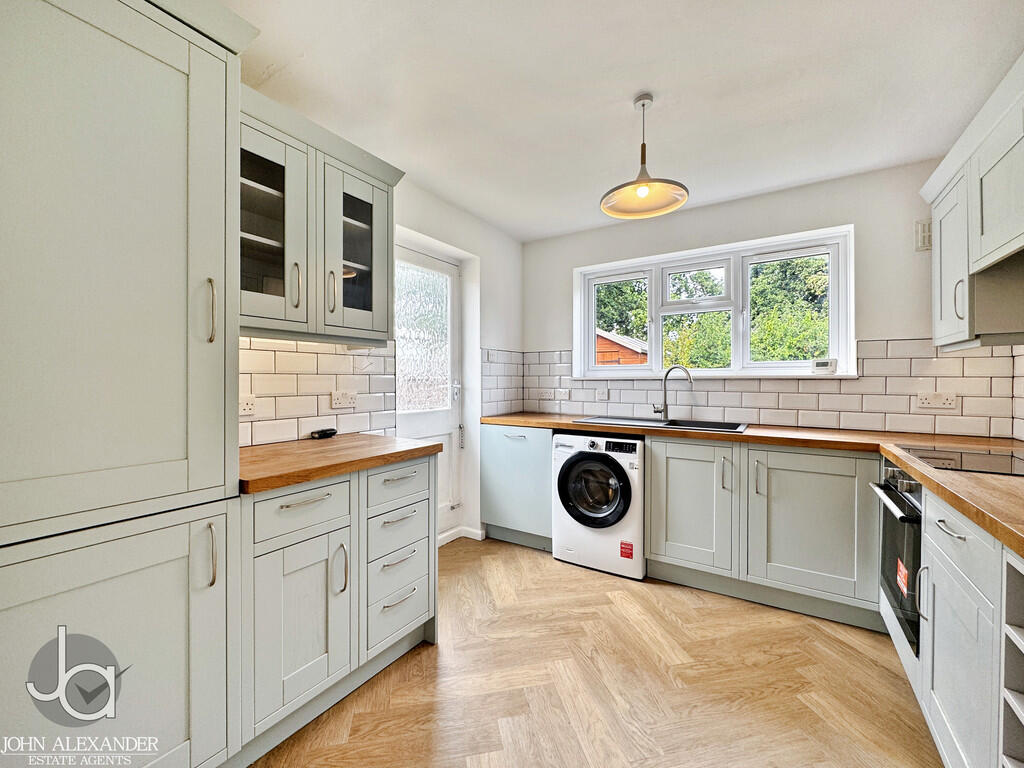 20250818_14070529...