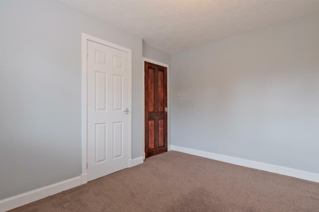 027-371 New Edinburgh Road Bellshill, ML4 3HH.jpg
