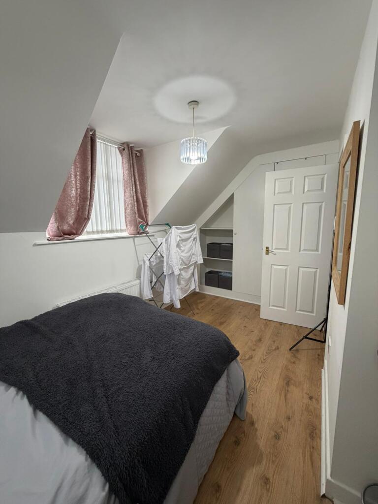 WhatsApp Image 2025-10-10 at 13.37.14_1ae466d7