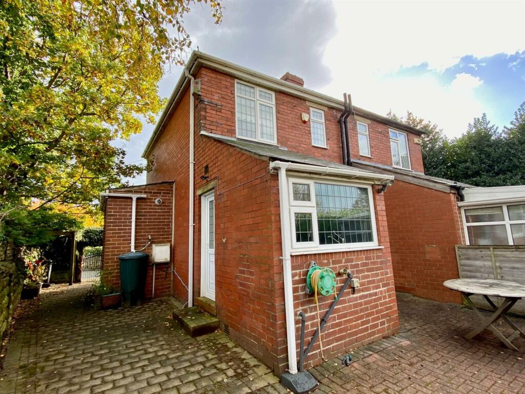 roberttown lane 14 rear elev.jpg