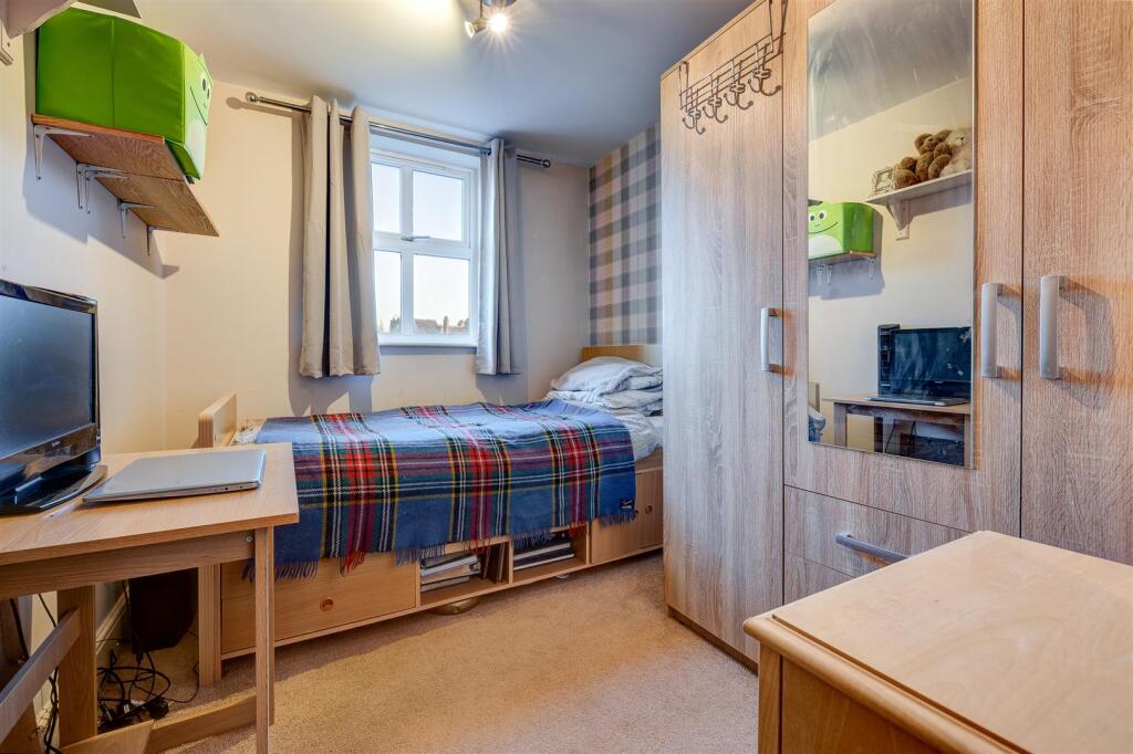 DE12 7BA 7BC-018.jpg