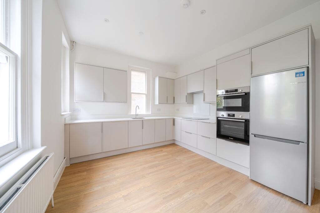 1363833-5-68ecc16...