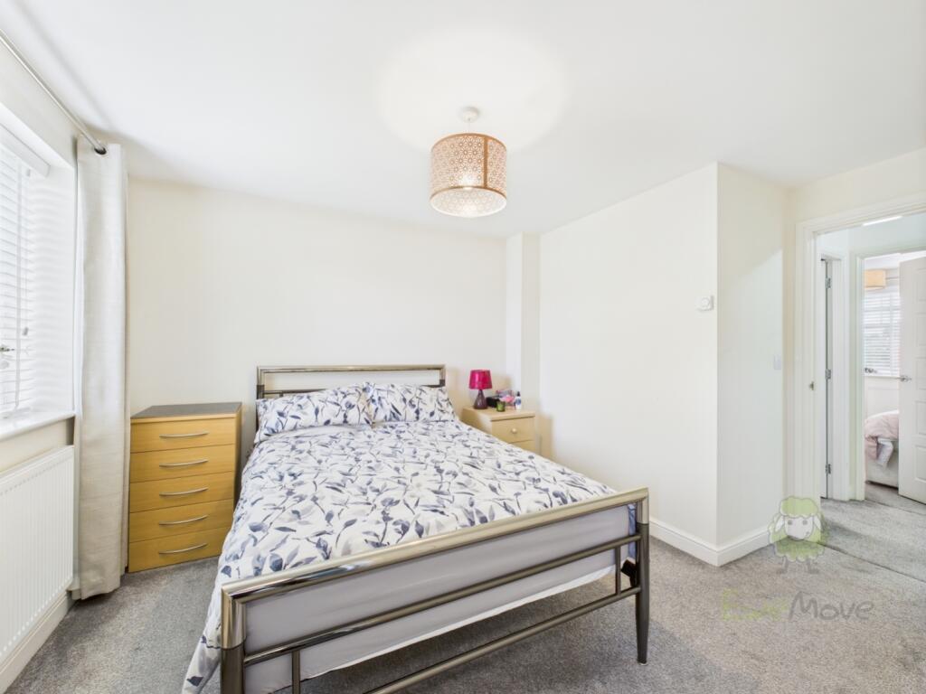 Lrg_CAM05477G0-PR0005-STILL016