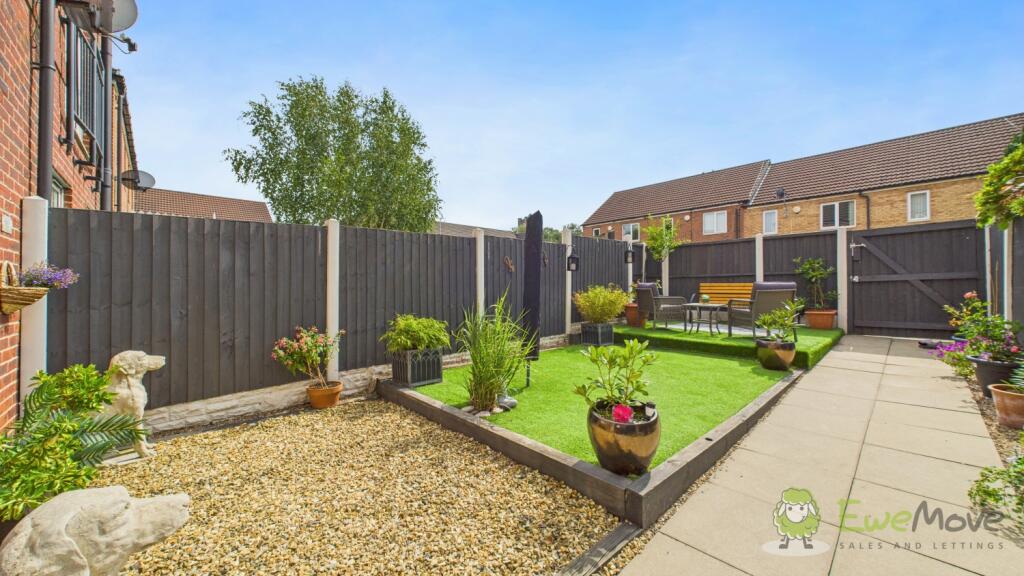 CAM03669G0-PR0026-STILL008