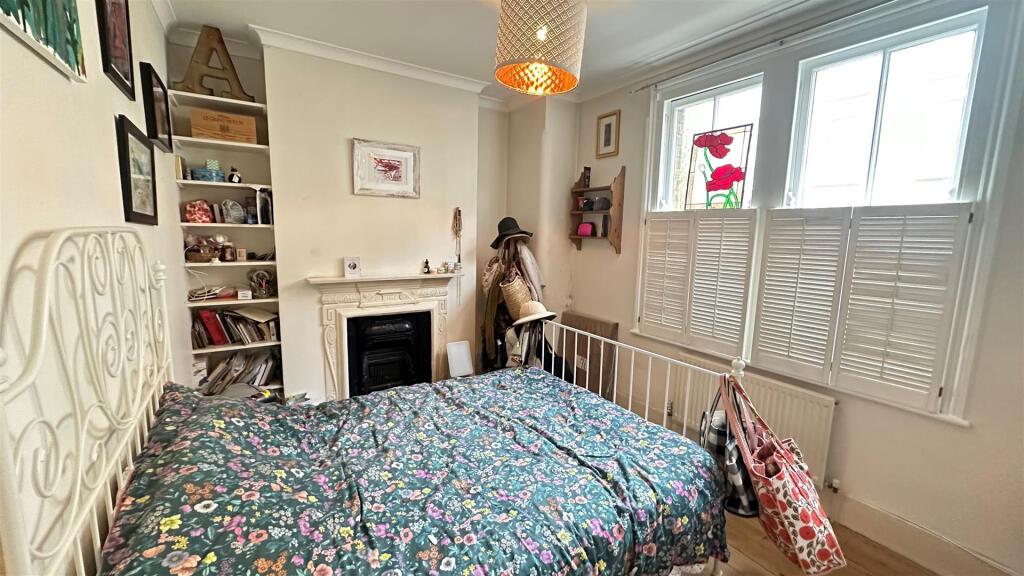 Bedroom 1, Stanley Grove, Eden Harper Battersea