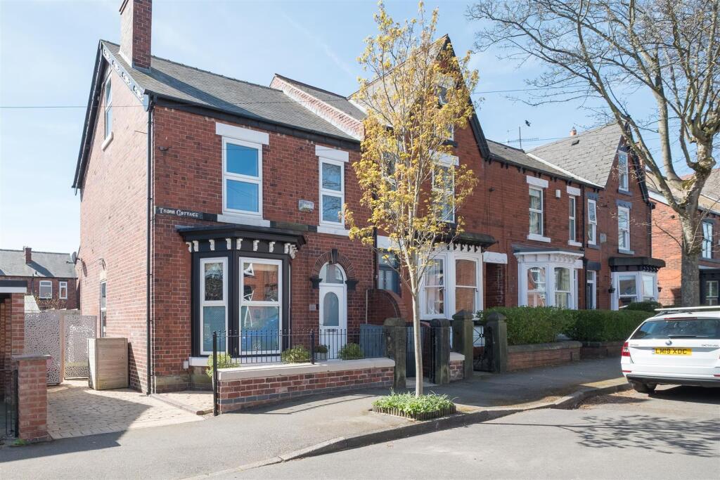 untitled (26 of 32).jpg