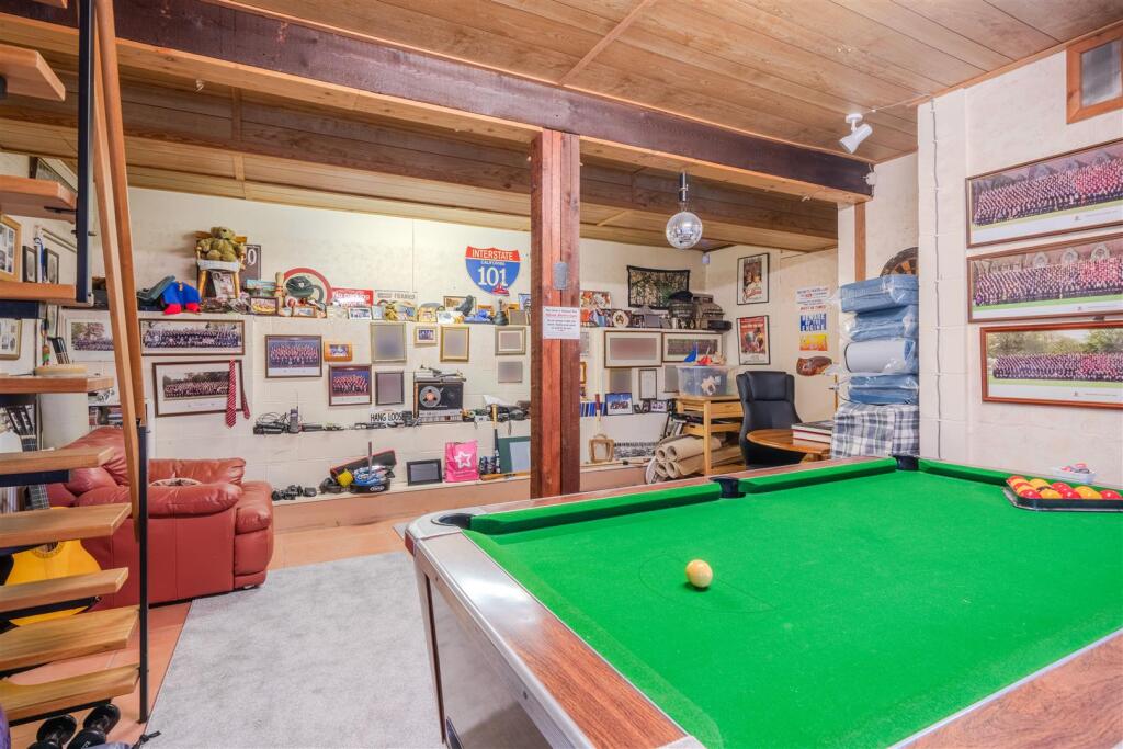 Games Room-3.jpg