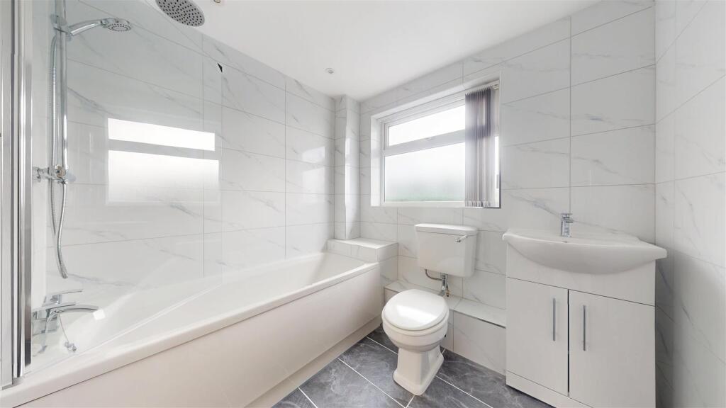 Ormskirk Road Bathroom