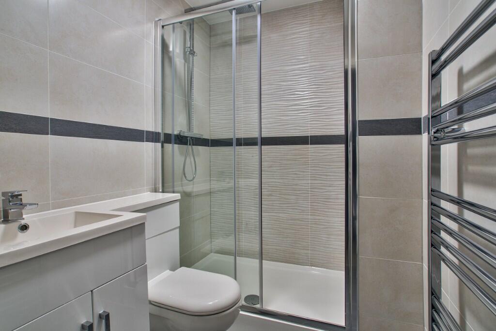 Shower room 