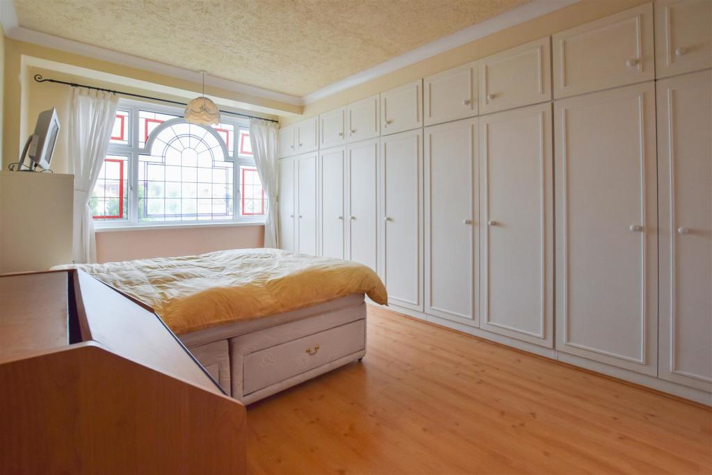 Bedroom.jpg
