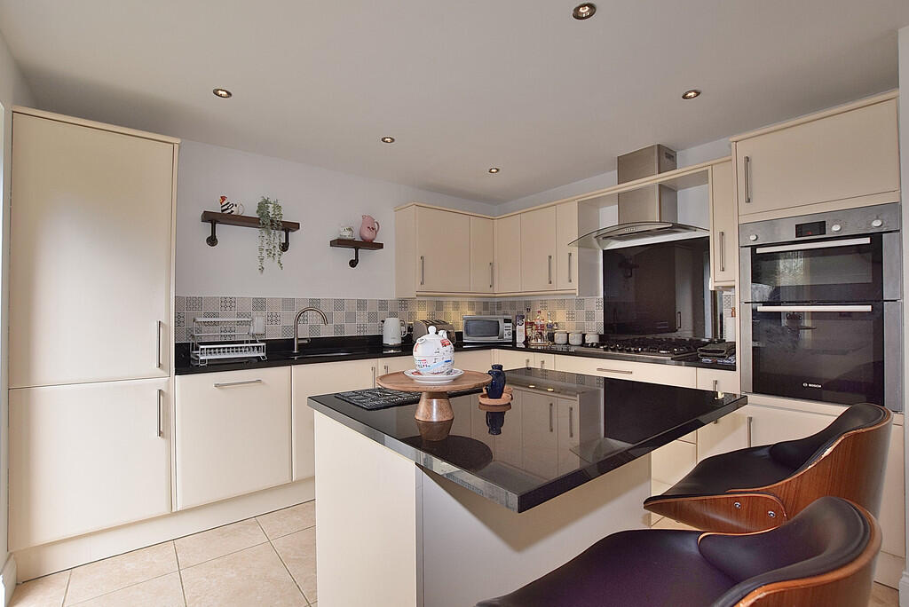 kitchen close_01