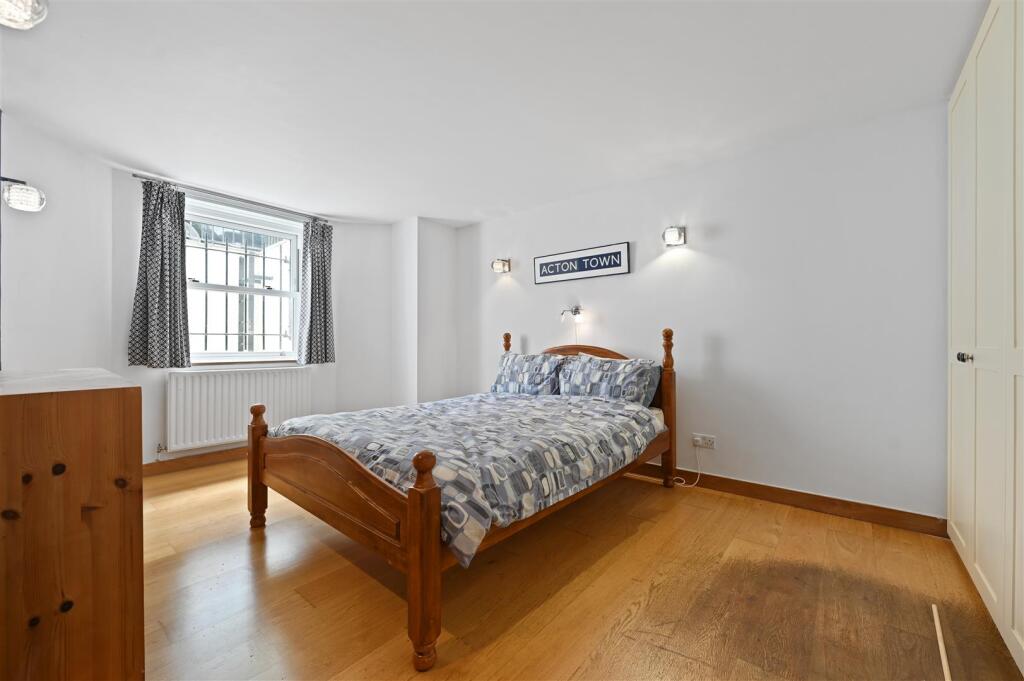 AR - Rosemont Road1.JPG