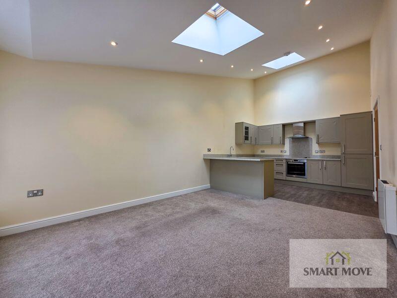 Kitchen &amp; Lounge