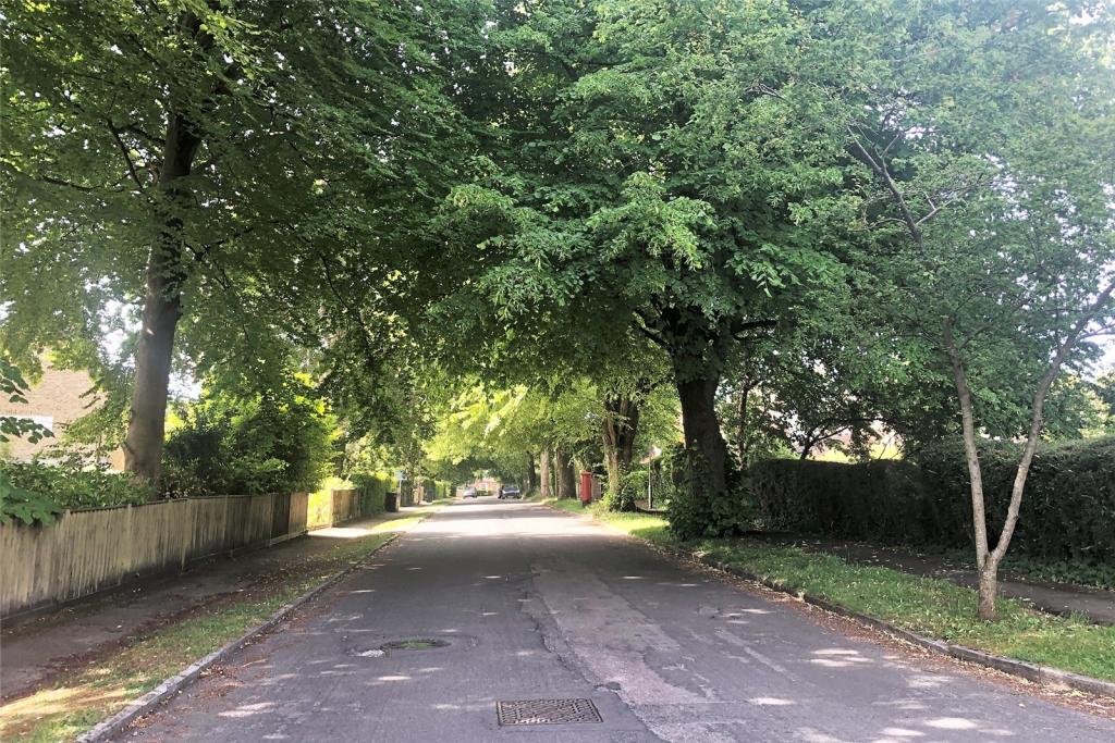 Bouverie Avenue Sth