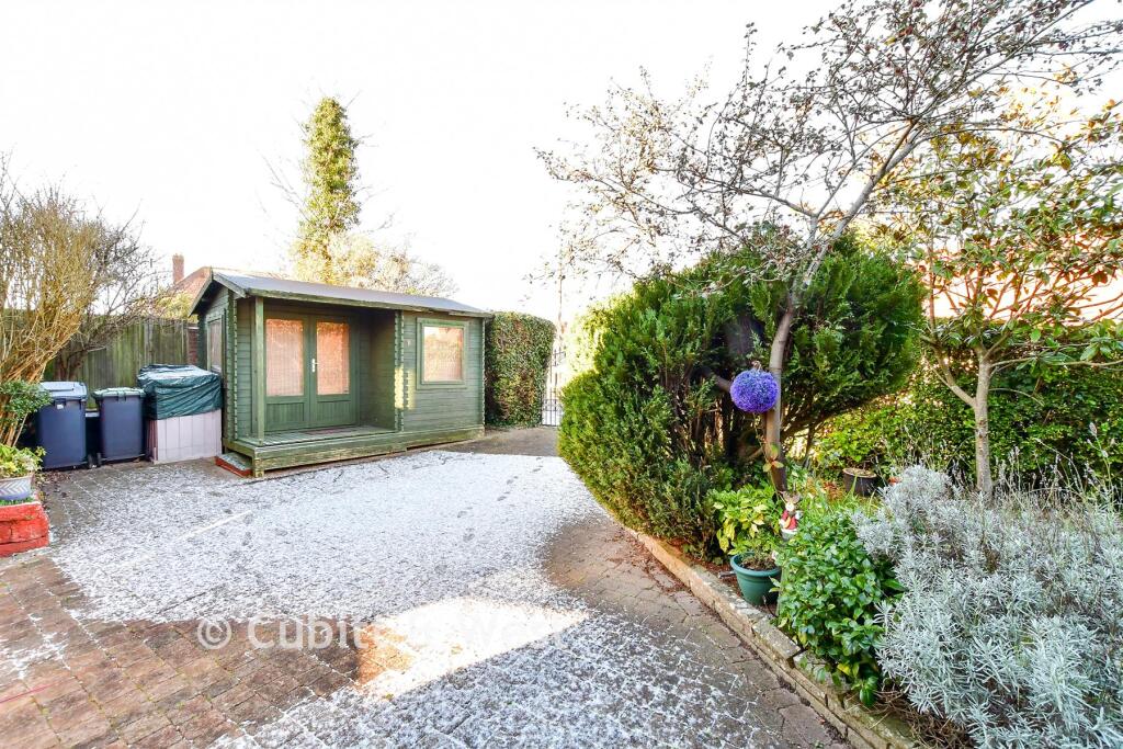 External Lifestyle Photograph